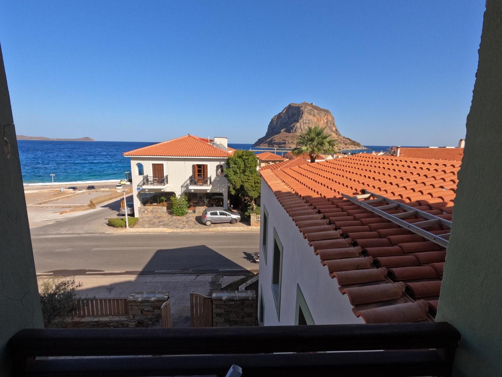 The Flower Of Monemvasia Hotel Bagian luar foto