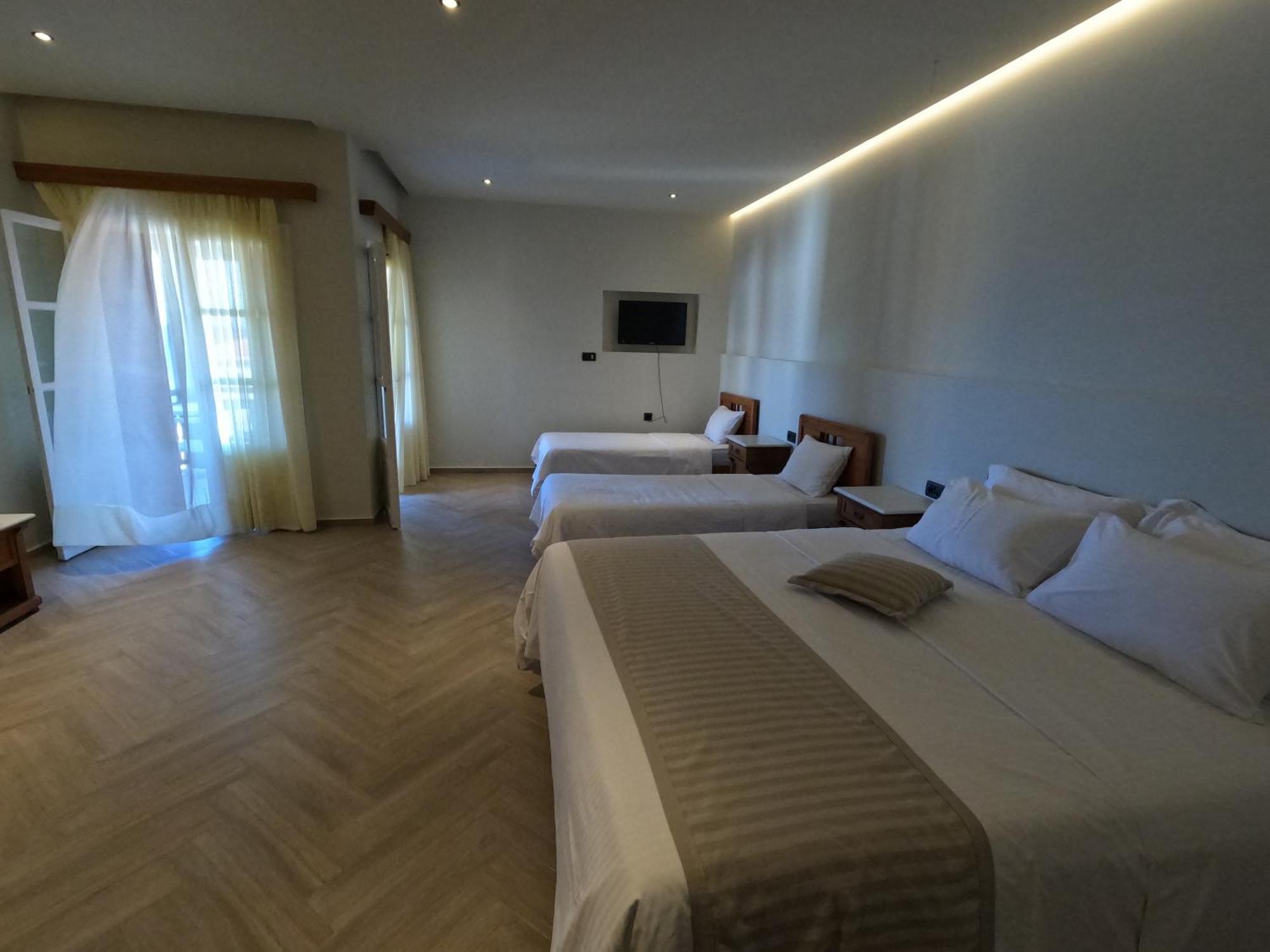 The Flower Of Monemvasia Hotel Bagian luar foto