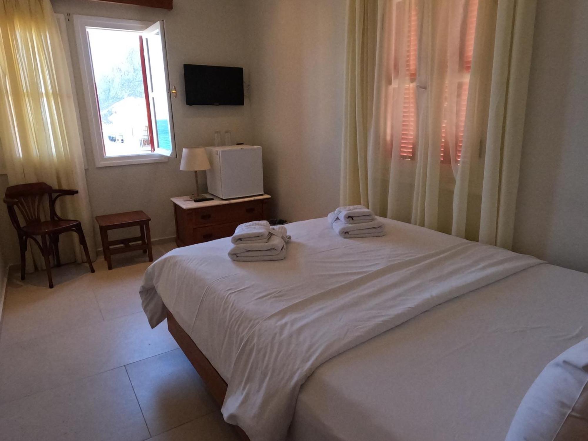 The Flower Of Monemvasia Hotel Bagian luar foto