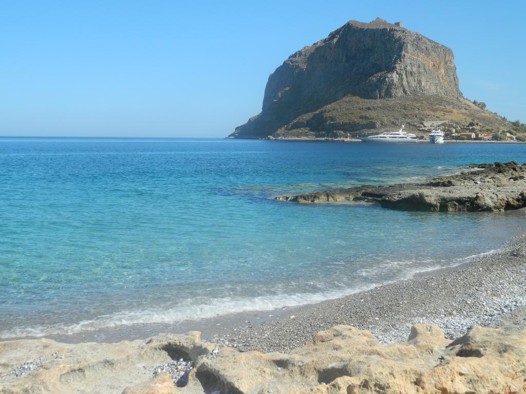 The Flower Of Monemvasia Hotel Bagian luar foto