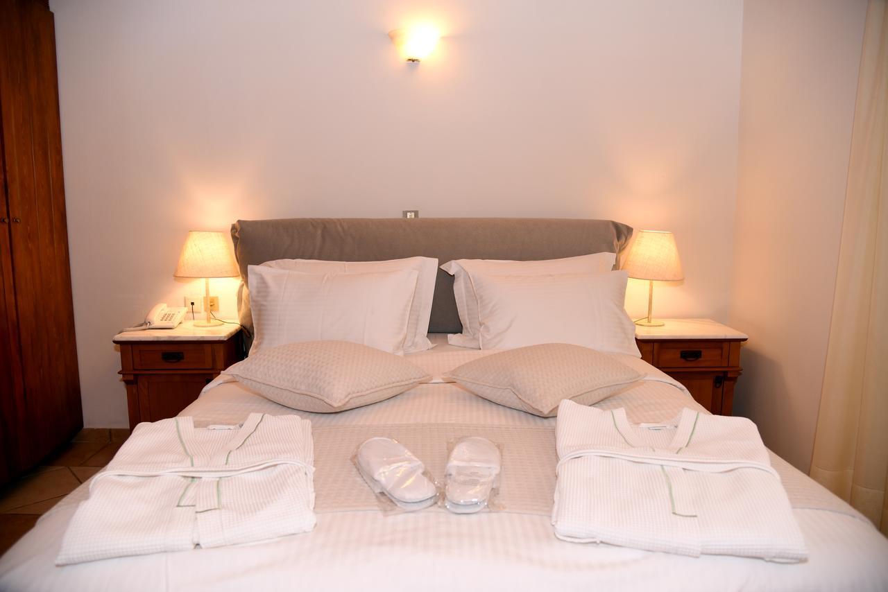 The Flower Of Monemvasia Hotel Bagian luar foto